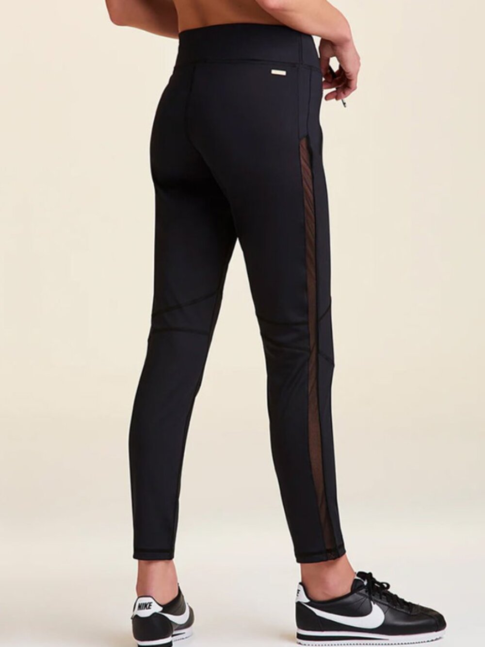 ALALA Fast Track Mesh Panel Pants in Black Size XS